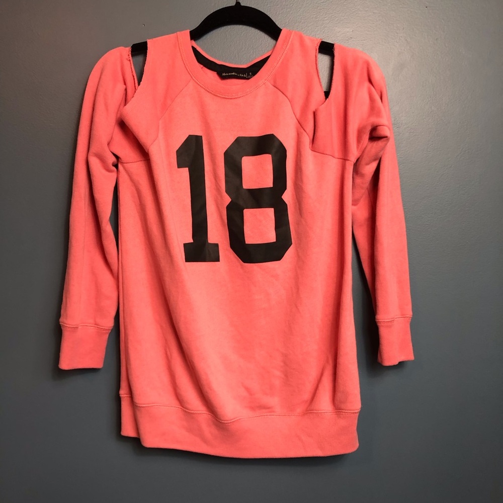 Abercrombie & Fitch Small Sweatshirt Pink Cold
